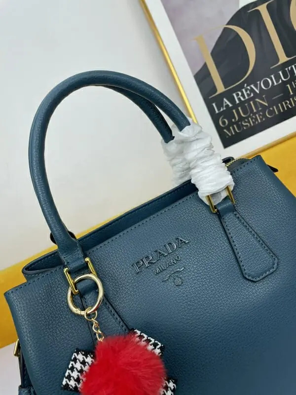 prada aaa qualite sac a main  pour femme s_122a5b73